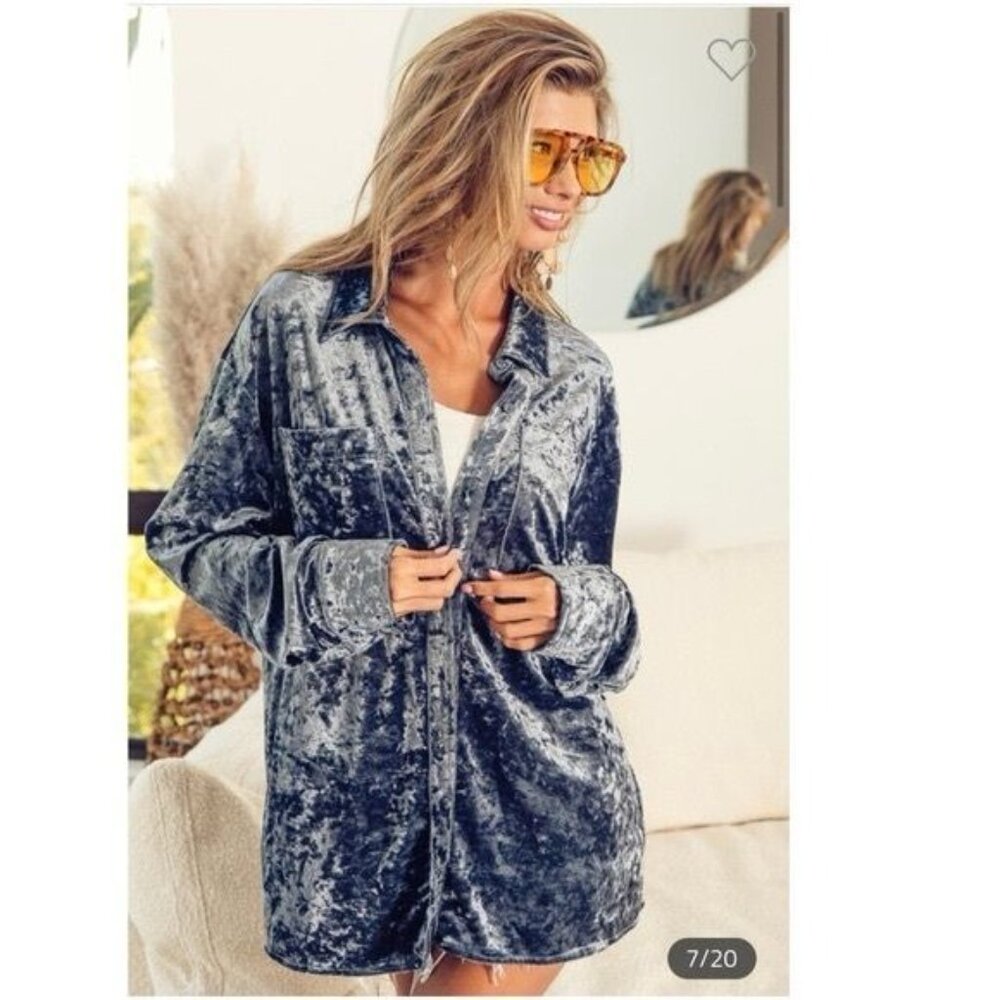 NWT Graphite Blue Crushed Velvet Long Sleeve Button Front Relaxed Fit Top - Picture 6 of 16
